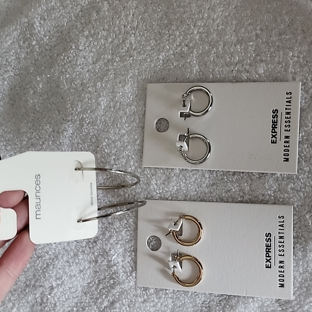 Brand New Never Worn Earrings 3 Set